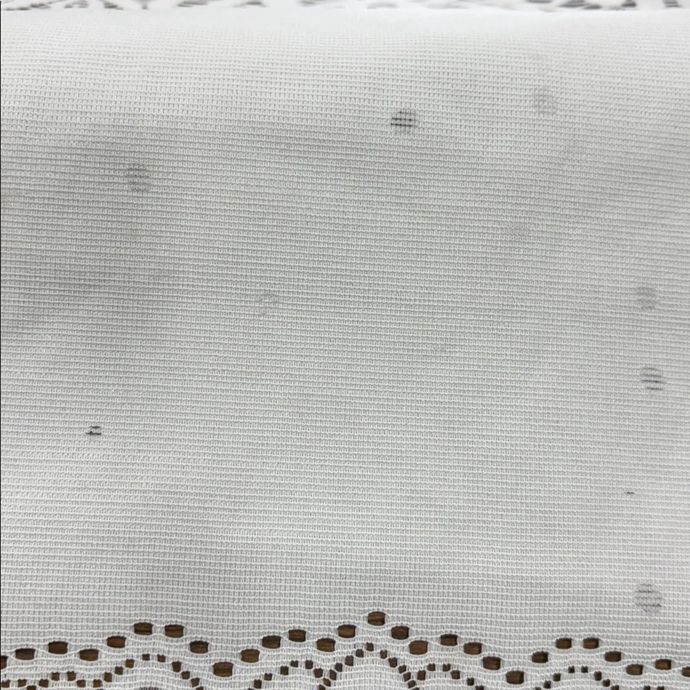 Elegant White Lace Table Runner